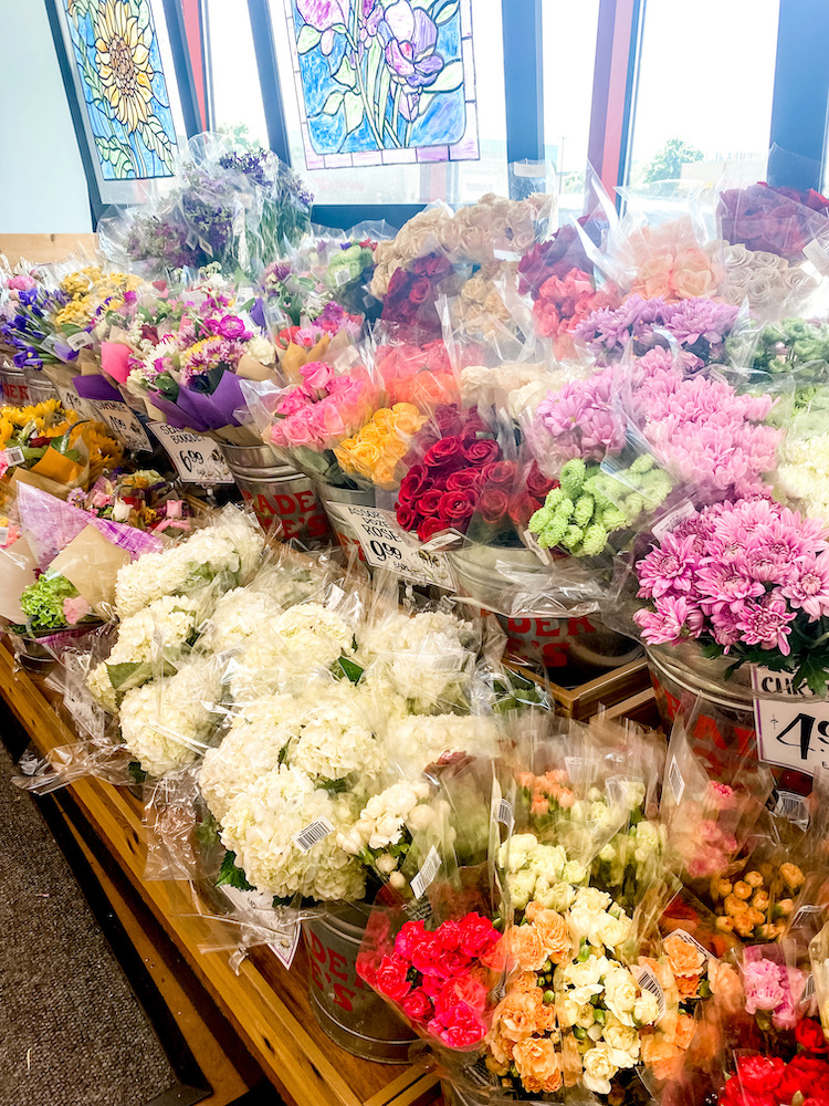 non-food-trader-joes-products-teg-flowers